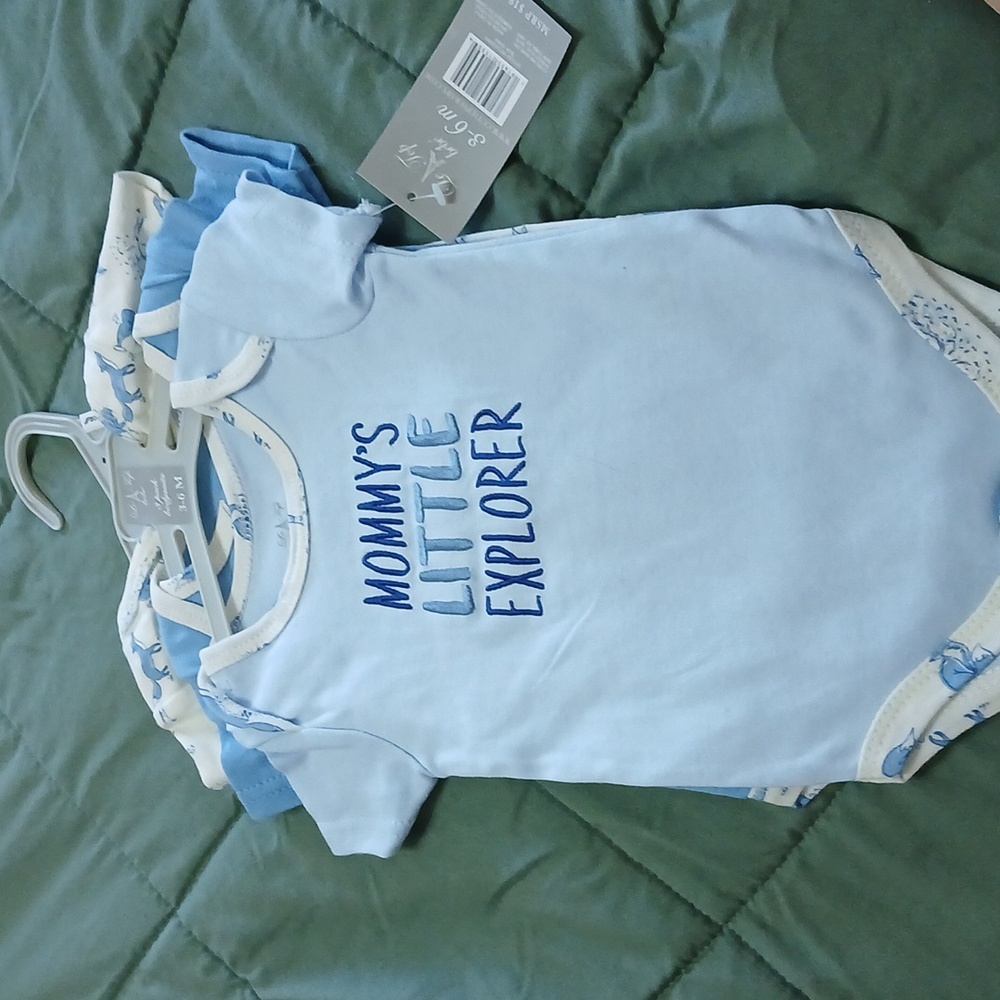 3-6 month 3 pack new bodysuits boy